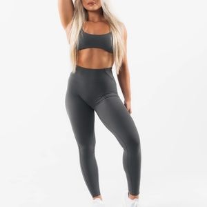 Alphalete aura legging